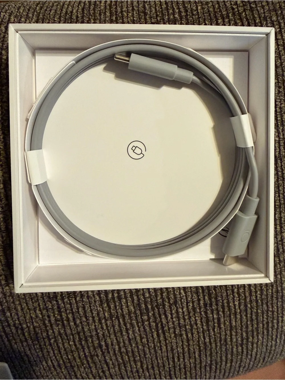 BRAND NEW Oura Ring 4